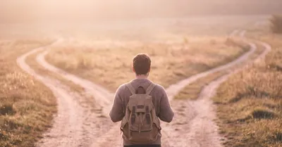 GR IIIとX-E4、今日どっちを持ち出す？｜2台持ちの使い分け術